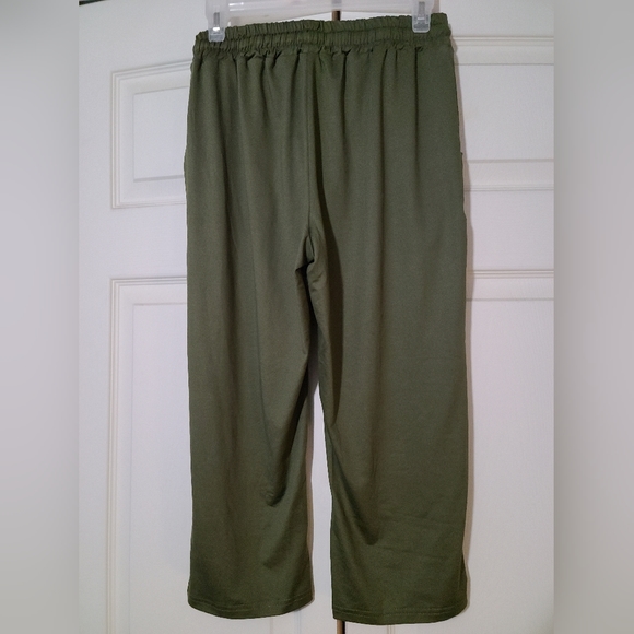 Women's Petite Yoga Pants Small - Picture 2 of 3